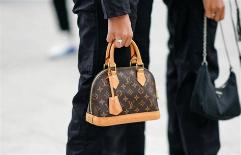 how much does the louis vuitton bag cost|louis vuitton bag price guide.